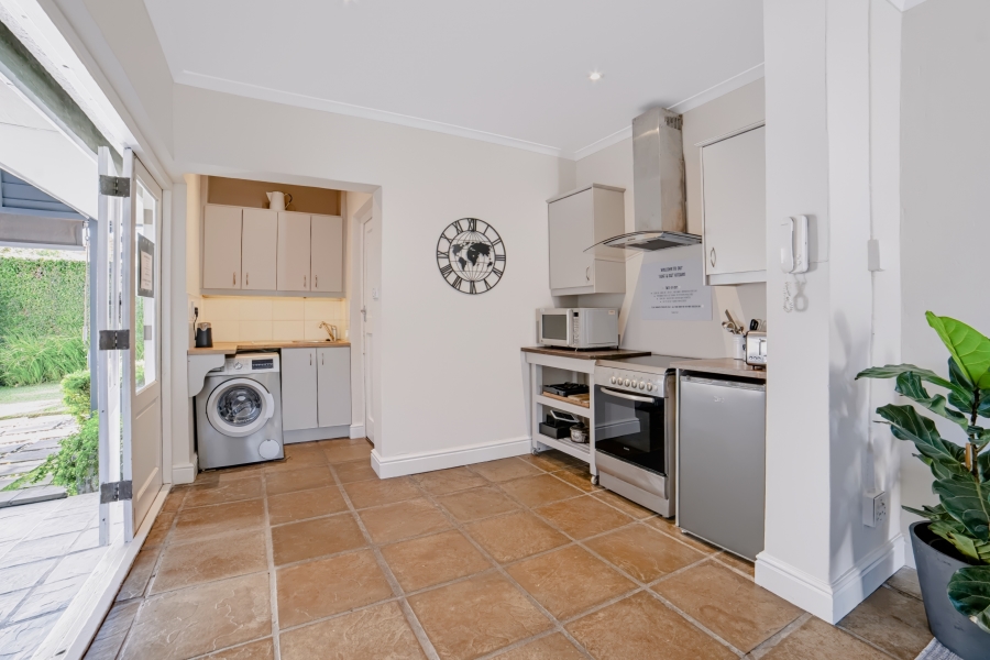 8 Bedroom Property for Sale in Claremont Western Cape